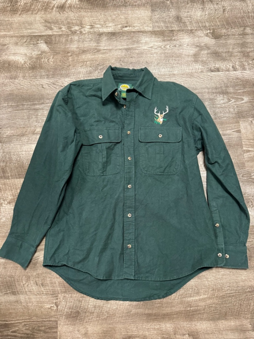 Cabelas Outdoor Gear Green Deer Embroidered Button Front Shirt Size Medium